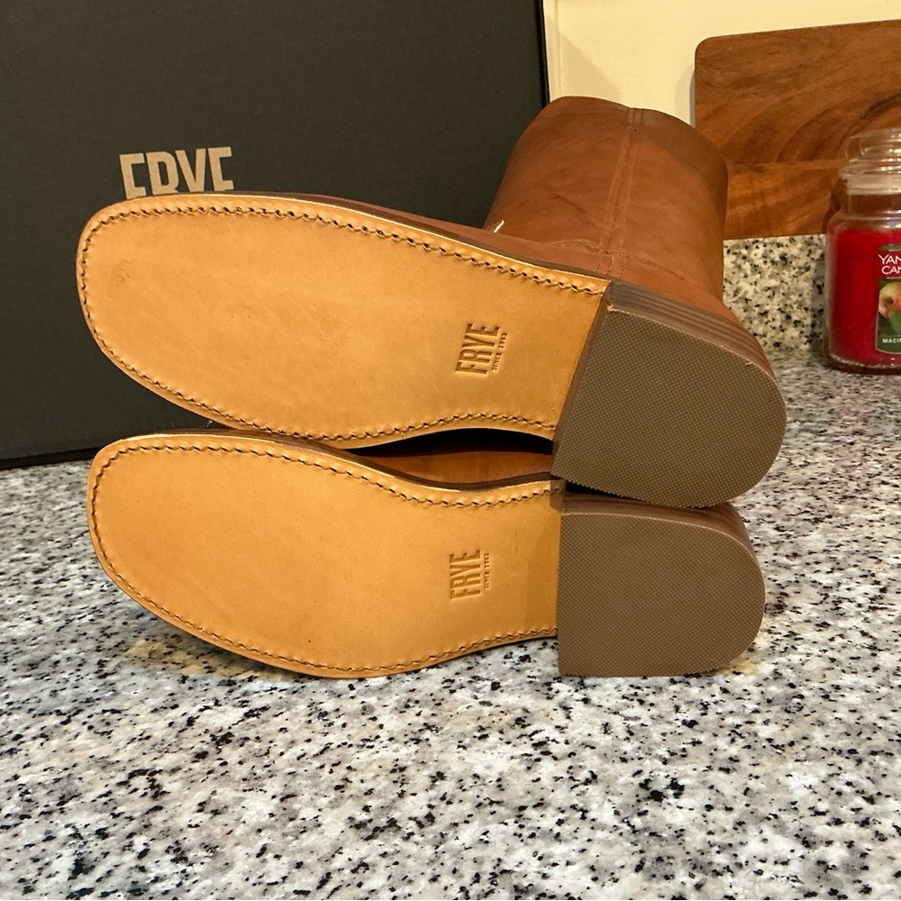 Frye Campus 14L Boots - Picture 12 of 16